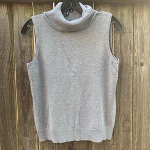Cable & Gauge Turtle Neck Sleeveless Sweater PXL